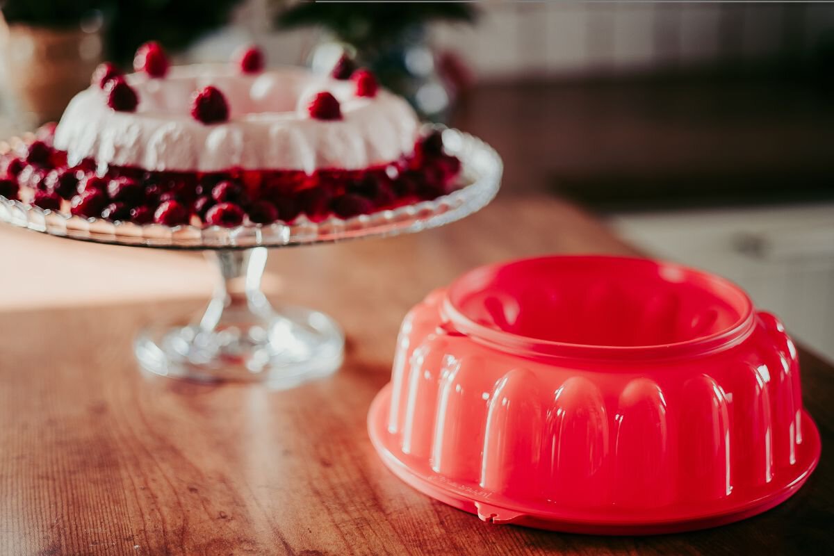 Backformen, Teigschaber und Zubehör fürs Backen